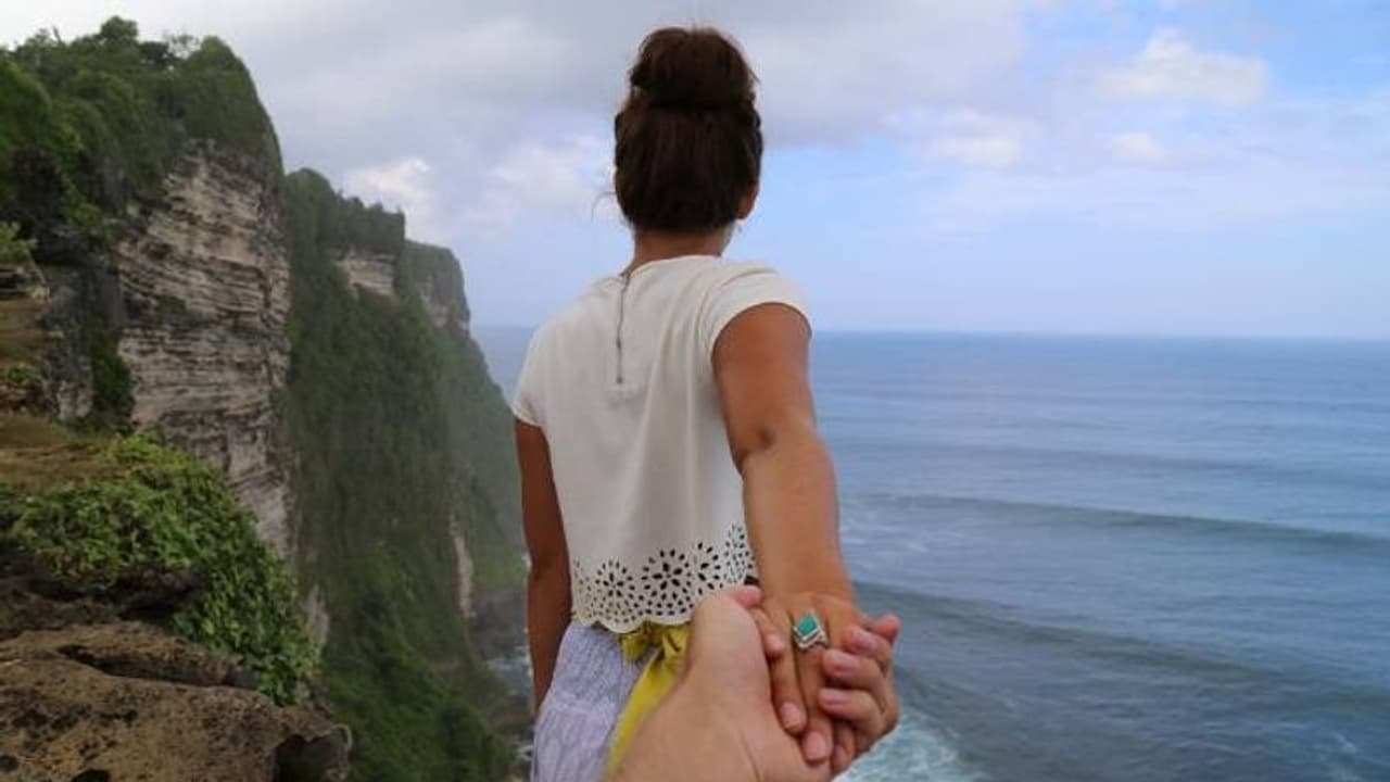 ഹണിമൂണിന് പോയി തിരികെ വന്നയുടനെ വധു അസുഖം വന്ന് കിടപ്പിലായി, പരിശോധനയിലറിഞ്ഞത് ഞെട്ടിക്കുന്ന വിവരം ഹണിമൂണിന് പോയി തിരികെ വന്നയുടനെ വധു അസുഖം വന്ന് കിടപ്പിലായി, പരിശോധനയിലറിഞ്ഞത് ഞെട്ടിക്കുന്ന വിവരം