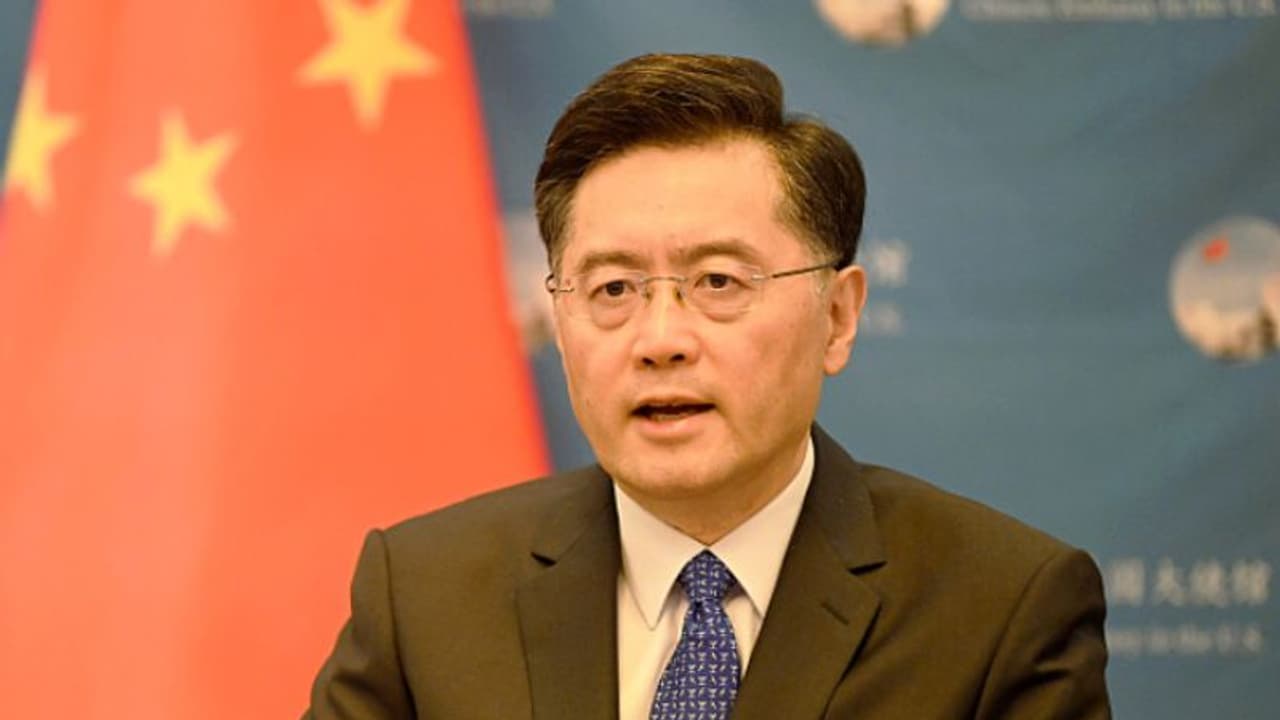 'അമേരിക്കൻ യുവതിയുമായി രഹസ്യ ബന്ധം, ഒരു കുട്ടിയും'; വിദേശകാര്യ മന്ത്രിയെ ചൈന പുറത്താക്കിയത് എന്തിന് ? 'അമേരിക്കൻ യുവതിയുമായി രഹസ്യ ബന്ധം, ഒരു കുട്ടിയും'; വിദേശകാര്യ മന്ത്രിയെ ചൈന പുറത്താക്കിയത് എന്തിന് ?