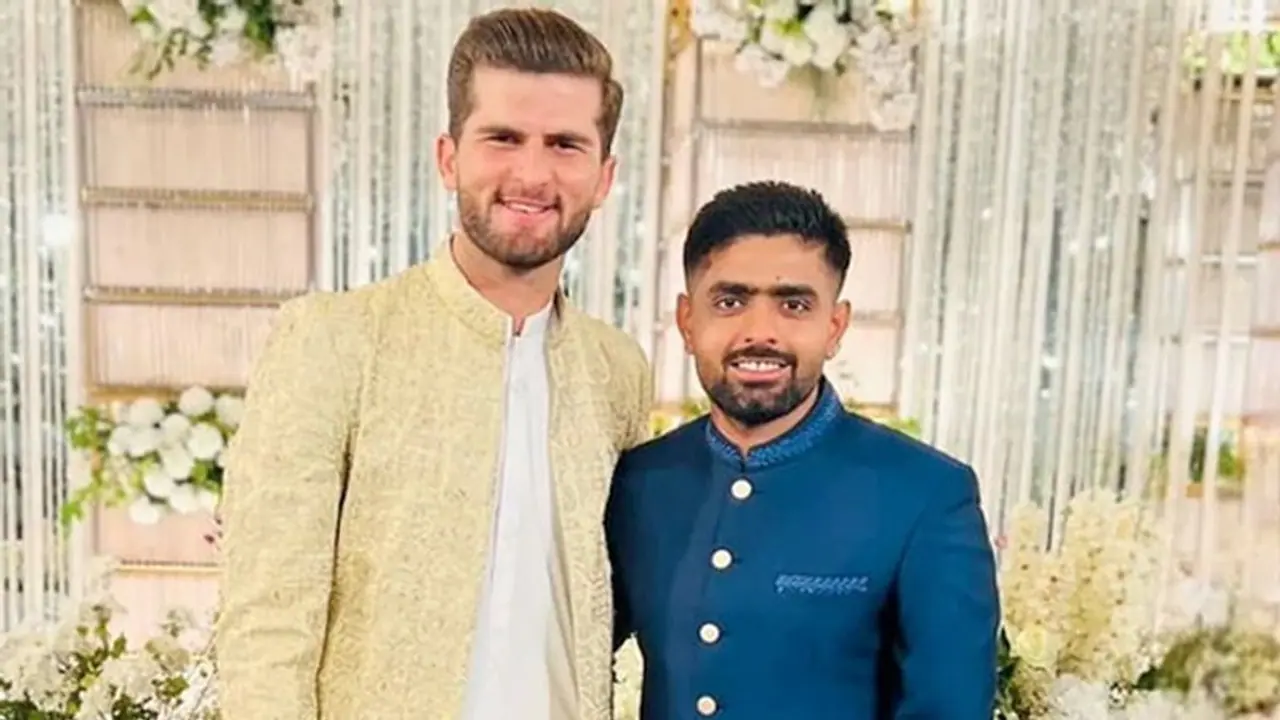Amid rumours of strained relation, Babar Azam gives Shaheen Afridi big hug at Pakistan pacer's wedding Amid rumours of strained relation, Babar Azam gives Shaheen Afridi big hug at Pakistan pacer's wedding