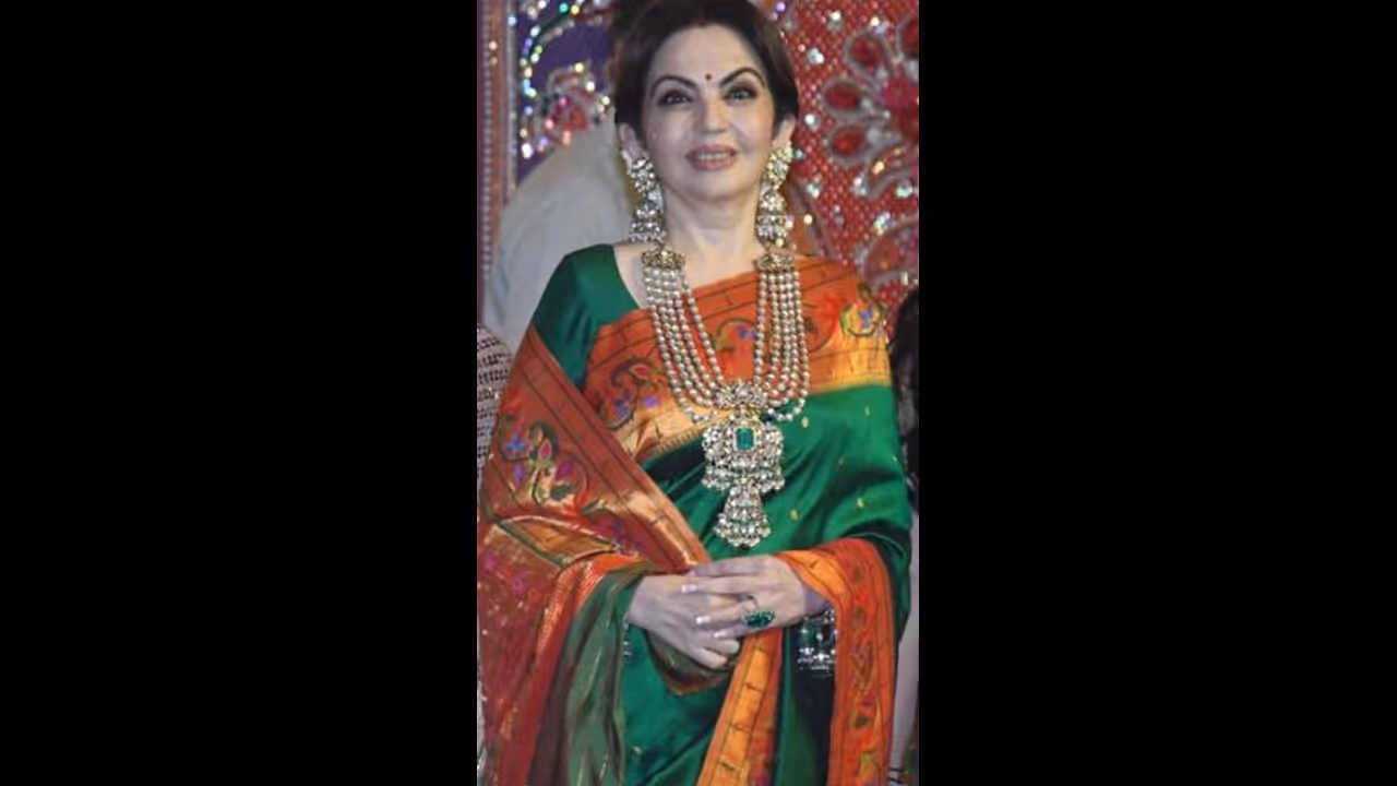 ప్రతిష్టాత్మక అవార్డు అందుకున్న ముఖేష్ అంబానీ సతీమతి.. ఇంతకీ అవార్డు ఏంటో తెలుసా? ప్రతిష్టాత్మక అవార్డు అందుకున్న ముఖేష్ అంబానీ సతీమతి.. ఇంతకీ అవార్డు ఏంటో తెలుసా?