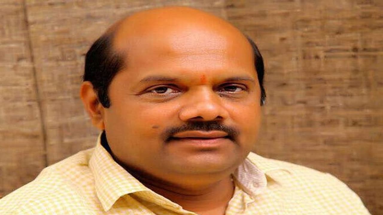 ಆಪರೇಷನ್ ಮಾಡಿದ್ರೆ ಕಾಂಗ್ರೆಸ್ನವ್ರು ಮನೆಯಲ್ಲೇ ಕುಳಿತುಕೊಳ್ತಾರೆ: ಬಂಡೆಪ್ಪ ಖಾಶೆಂಪೂರ್ ಆಪರೇಷನ್ ಮಾಡಿದ್ರೆ ಕಾಂಗ್ರೆಸ್ನವ್ರು ಮನೆಯಲ್ಲೇ ಕುಳಿತುಕೊಳ್ತಾರೆ: ಬಂಡೆಪ್ಪ ಖಾಶೆಂಪೂರ್