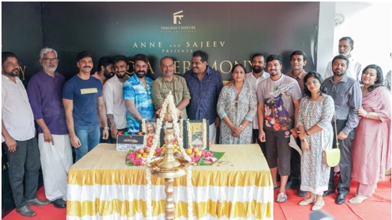 സസ്പെൻസ് മിസ്റ്ററി ത്രില്ലർ 'ഗോളം' എത്തുന്നു, ഞെട്ടിക്കാൻ ദിലീഷ് പോത്തനും രഞ്ജിത്ത് സജീവിനുമൊപ്പം പുതുമുഖങ്ങൾ സസ്പെൻസ് മിസ്റ്ററി ത്രില്ലർ 'ഗോളം' എത്തുന്നു, ഞെട്ടിക്കാൻ ദിലീഷ് പോത്തനും രഞ്ജിത്ത് സജീവിനുമൊപ്പം പുതുമുഖങ്ങൾ