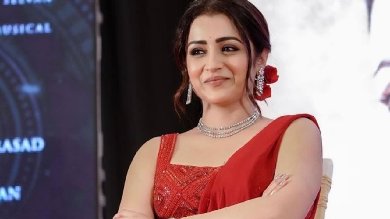 തൃഷ വിവാഹിതയാകുന്നുവെന്ന് റിപ്പോര്ട്ട്, ഒടുവില് താരത്തിന്റെ പ്രതികരണം തൃഷ വിവാഹിതയാകുന്നുവെന്ന് റിപ്പോര്ട്ട്, ഒടുവില് താരത്തിന്റെ പ്രതികരണം