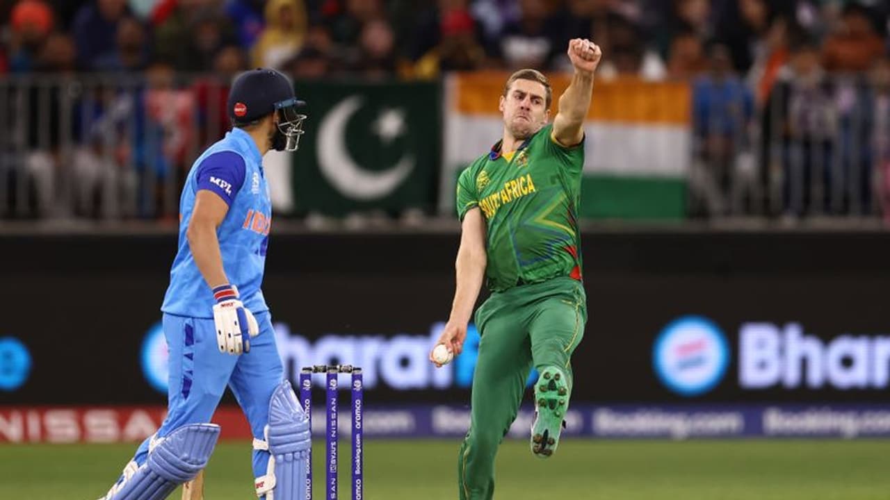 ദക്ഷിണാഫ്രിക്കക്ക് ഇരട്ടപ്രഹരം; നോര്ക്യക്ക് വീണ്ടും ലോകകപ്പ് നഷ്ടം; മറ്റൊരു താരം കൂടി പുറത്ത് ദക്ഷിണാഫ്രിക്കക്ക് ഇരട്ടപ്രഹരം; നോര്ക്യക്ക് വീണ്ടും ലോകകപ്പ് നഷ്ടം; മറ്റൊരു താരം കൂടി പുറത്ത്