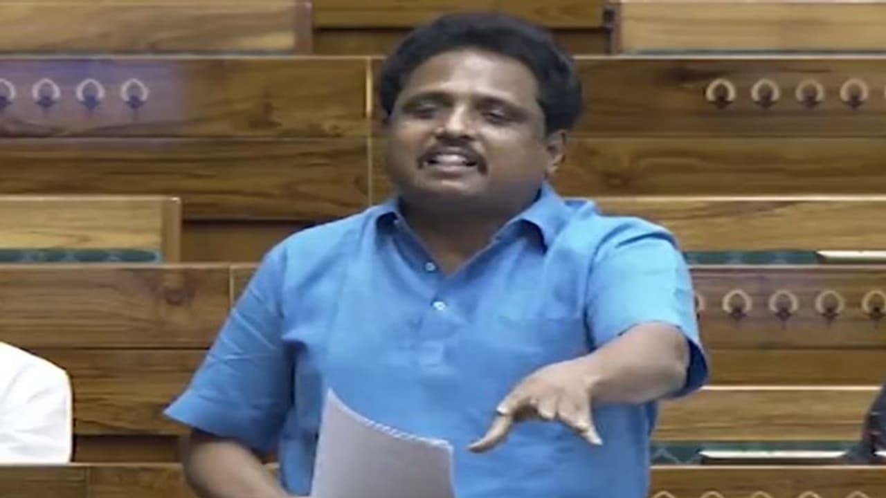 சந்திராயன் 3க்கு பாராட்டு; இஸ்ரோவுக்கு வாய்ப்பூட்டா? சு.வெங்கடேசன் எம்.பி., காட்டம்!