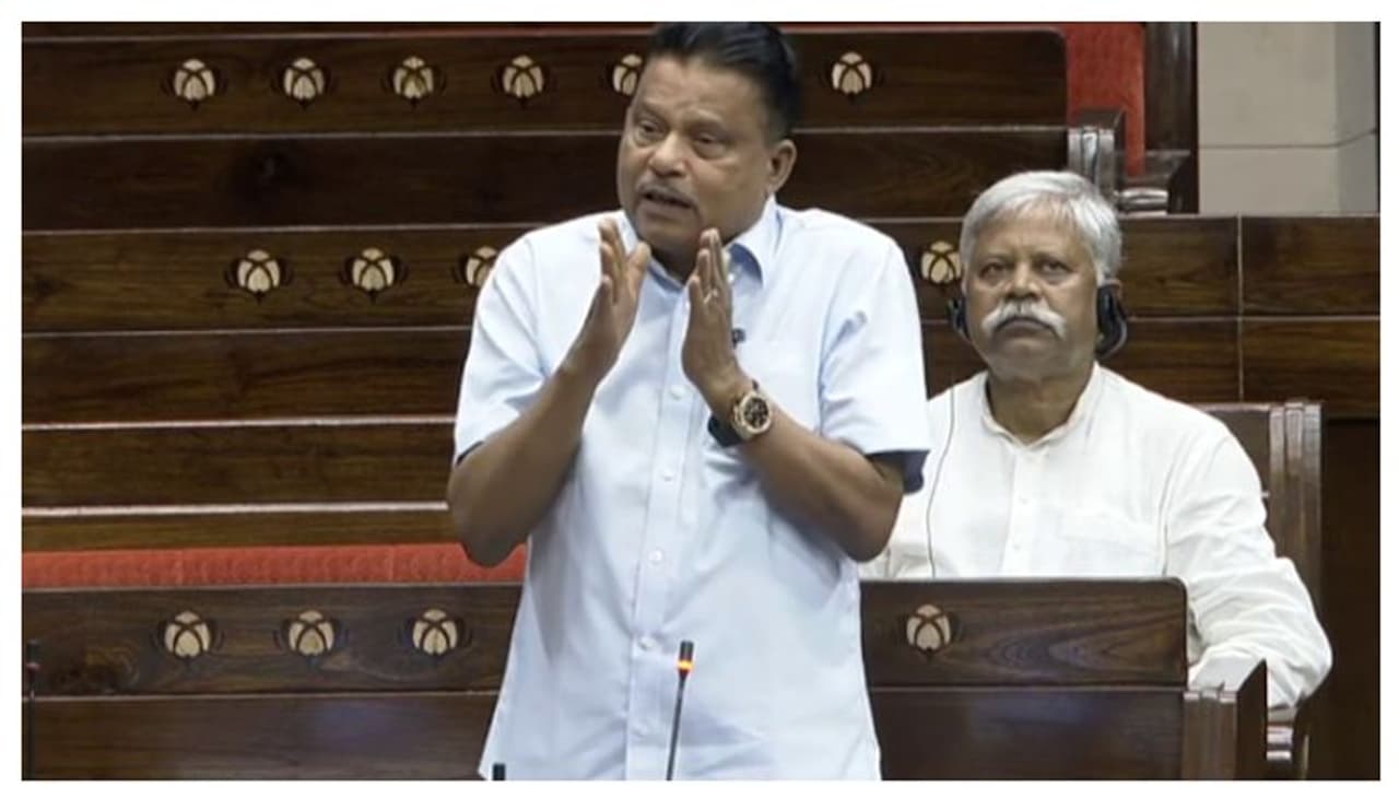 മുത്തലാഖ് ബില്ലിന് ശേഷം എല്ലാ മുസ്ലീം സ്ത്രീകളുടെയും പിന്തുണ ബിജെപിക്കുണ്ട്: പിവി അബ്ദുൽ വഹാബ് എംപി മുത്തലാഖ് ബില്ലിന് ശേഷം എല്ലാ മുസ്ലീം സ്ത്രീകളുടെയും പിന്തുണ ബിജെപിക്കുണ്ട്: പിവി അബ്ദുൽ വഹാബ് എംപി