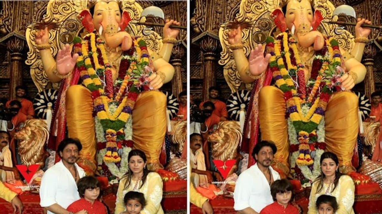  Ganesh Chaturthi 2023: Shah Rukh Khan, AbRam Khan visits Lal Baugcha Raja; seeks divine blessings