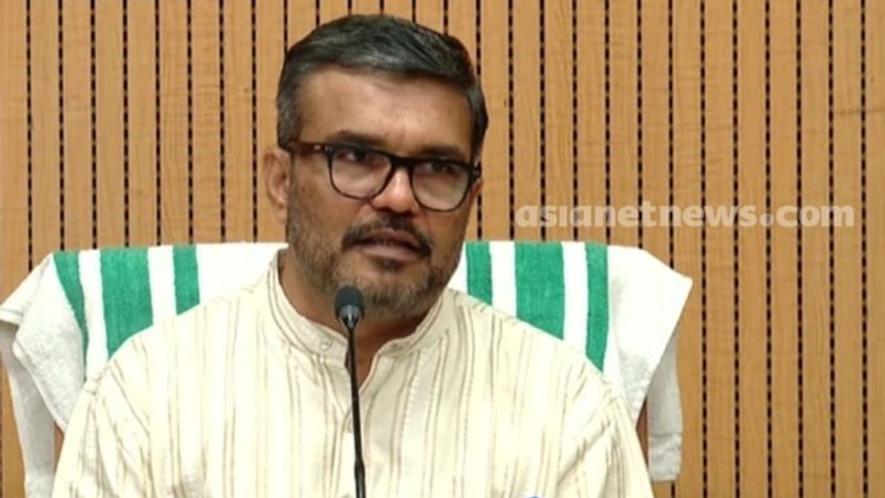 രാഷ്ട്രീയ എതിരാളികൾ പുതിയ വില്ലന്മാരെയും എതിരാളികളെയും സൃഷ്ടിക്കുന്നു: മന്ത്രി എംബി രാജേഷ് രാഷ്ട്രീയ എതിരാളികൾ പുതിയ വില്ലന്മാരെയും എതിരാളികളെയും സൃഷ്ടിക്കുന്നു: മന്ത്രി എംബി രാജേഷ്