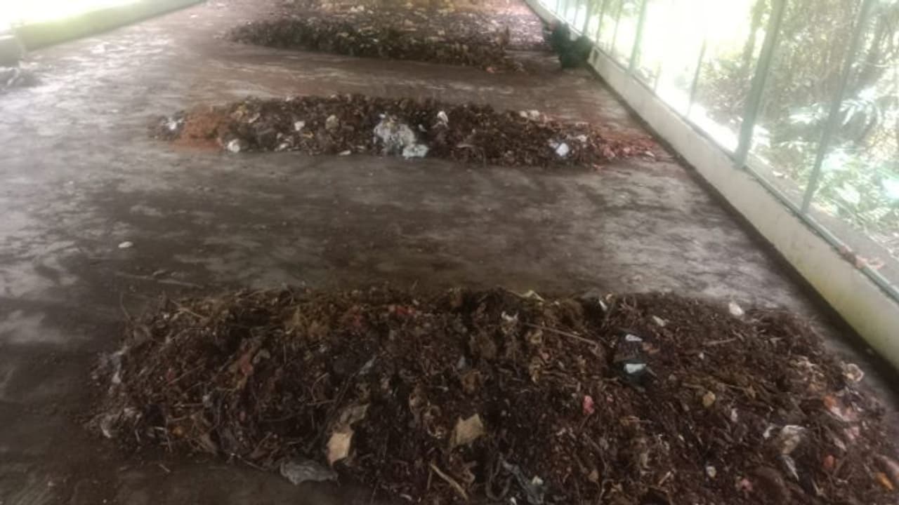 ഇനി ഭക്ഷണ മാലിന്യങ്ങള്‍ വലിച്ചെറിയണ്ട, സൗജന്യമായി സംസ്കരിക്കാം, മാതൃകാ പദ്ധതിയുമായി ടീം പറയന്‍ചാല്‍