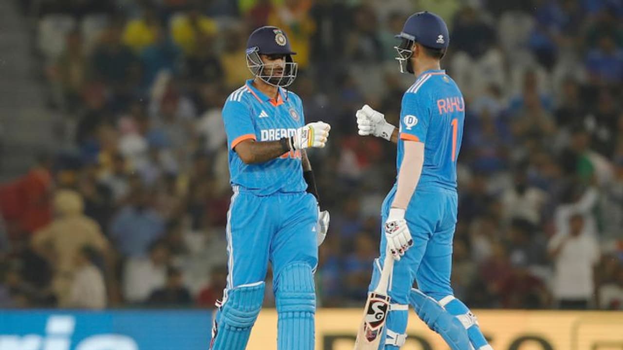 IND vs AUS, 1st ODI: கேஎல் ராகுலுக்கு கிடைத்த 5 ஆவது வெற்றி: ஆஸியை அலறவிட்ட கில், ருதுராஜ், சூர்யகுமார்!