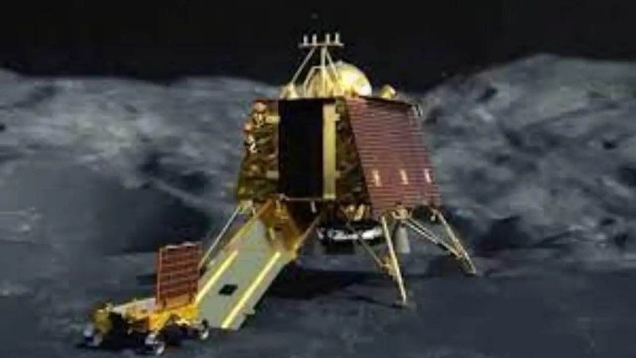 Chandrayaan-3: क्या जगे लैंडर विक्रम और रोवर प्रज्ञान, मिला कोई सिग्नल, ISRO ने क्या कहा?