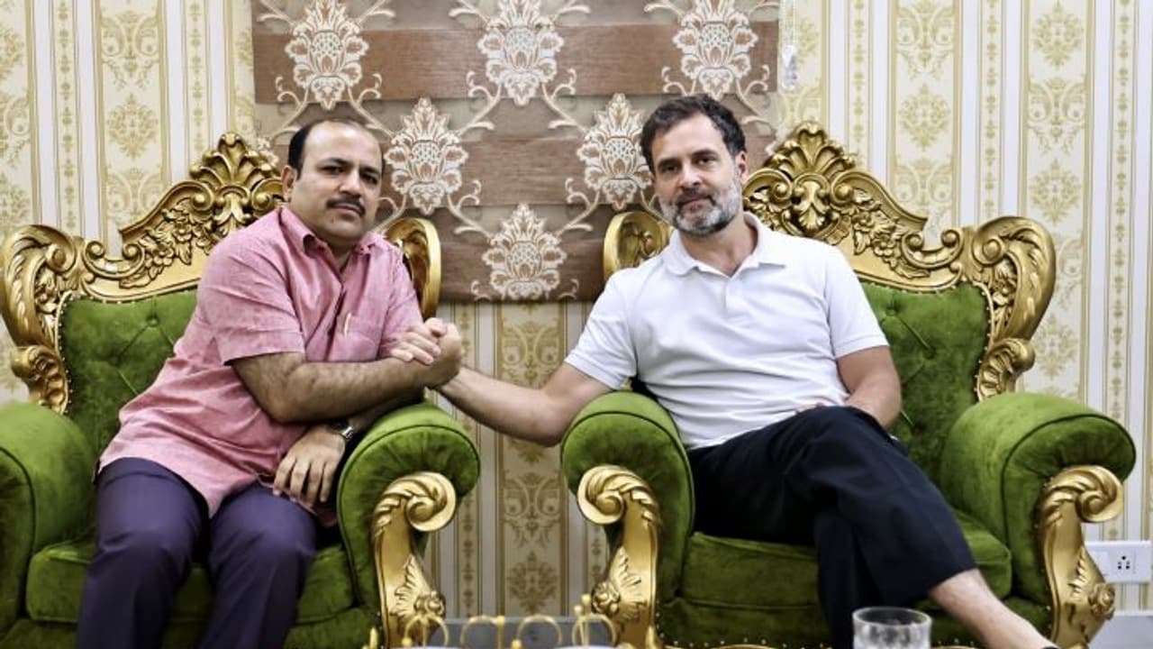 പ്രധാനമന്ത്രിയെ 'നീച് 'എന്ന് വിളിച്ചു, ഡാനിഷ് അലിക്കെതിരെ സ്പീക്കര്ക്ക് ബിജെപിയുടെ പരാതി, കള്ളമെന്ന് ഡാനിഷ് പ്രധാനമന്ത്രിയെ 'നീച് 'എന്ന് വിളിച്ചു, ഡാനിഷ് അലിക്കെതിരെ സ്പീക്കര്ക്ക് ബിജെപിയുടെ പരാതി, കള്ളമെന്ന് ഡാനിഷ്