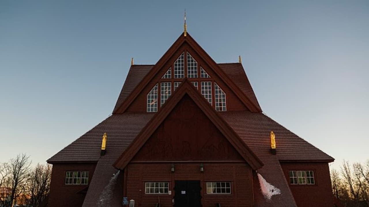 നഗരം 'കല്ലോട് കല്ല്' മാറ്റി സ്ഥാപിക്കാന് സ്വീഡന്; കാരണം, നഗരത്തിനടിയില് അമൂല്യ മൂലകങ്ങള് ! നഗരം 'കല്ലോട് കല്ല്' മാറ്റി സ്ഥാപിക്കാന് സ്വീഡന്; കാരണം, നഗരത്തിനടിയില് അമൂല്യ മൂലകങ്ങള് !