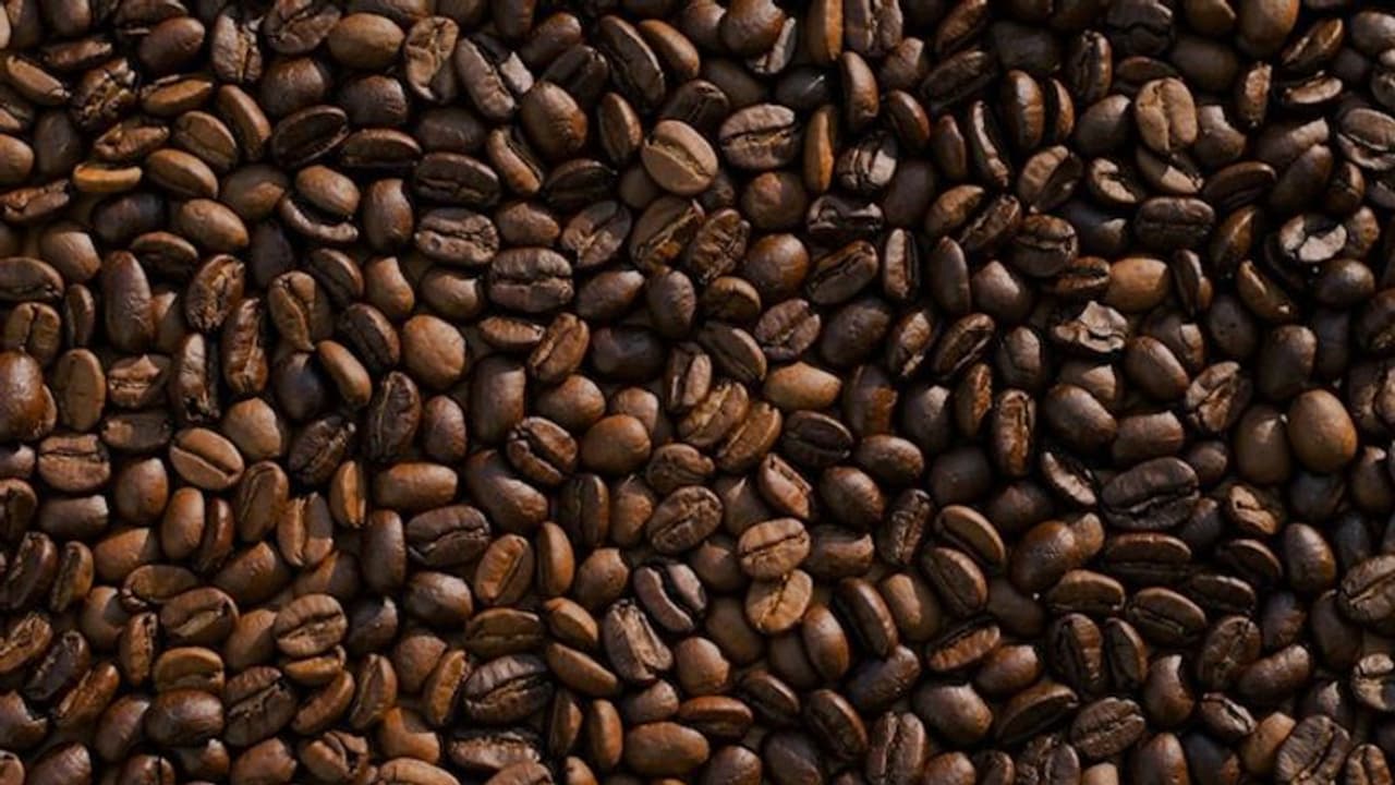 Skin Wellness: 5 phenomenal benefits of Coffee Beans to improve softness