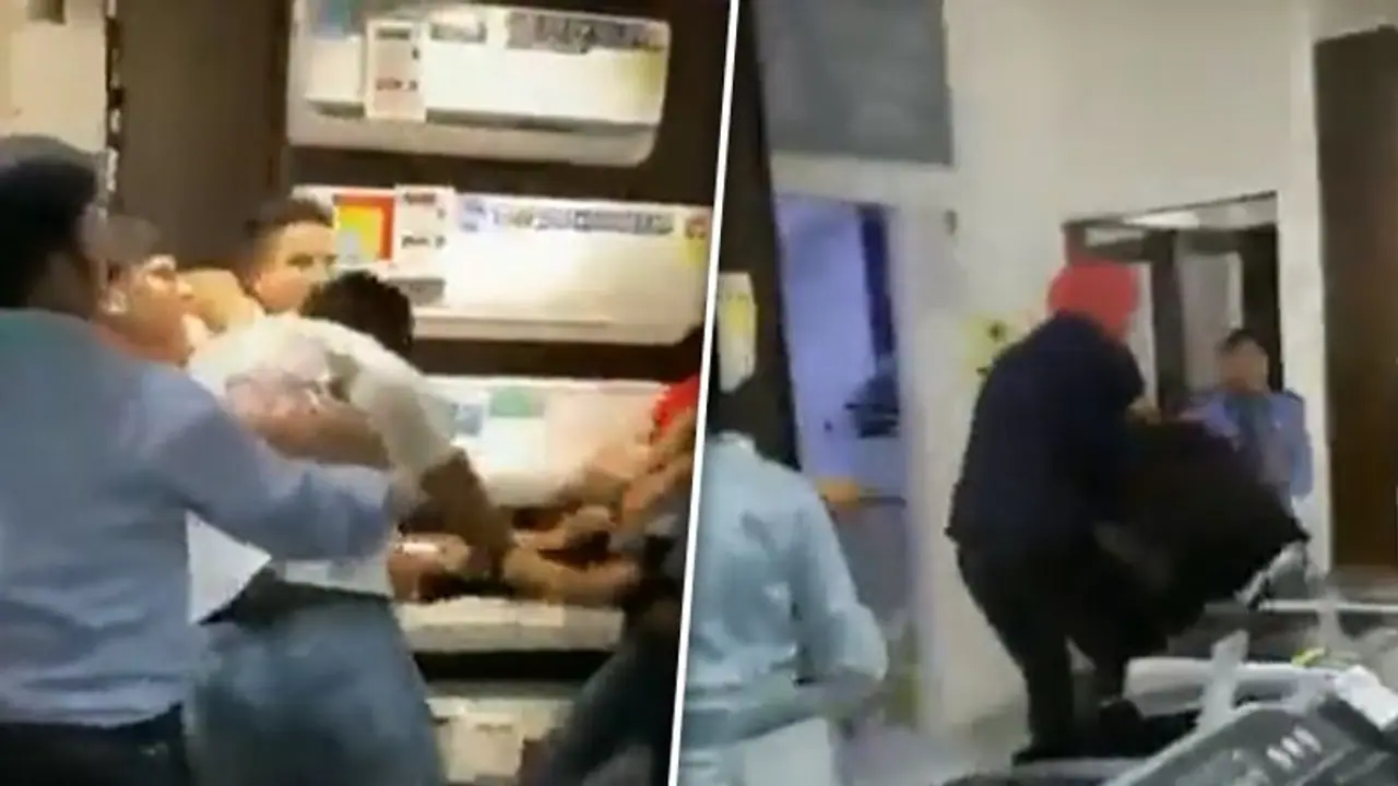 Viral video: 2 Delhi men beat store employees over delay in iPhone 15 delivery (WATCH) Viral video: 2 Delhi men beat store employees over delay in iPhone 15 delivery (WATCH)