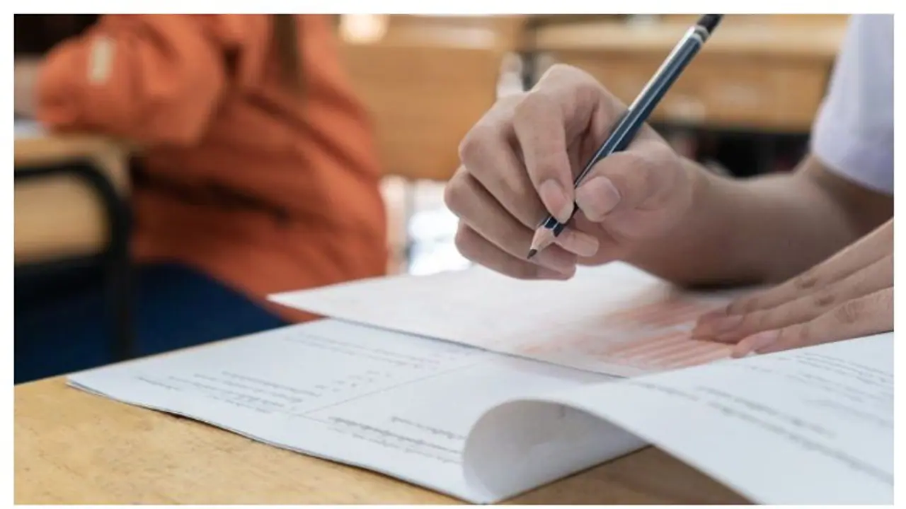 5, 8, 9ನೇತರಗತಿ ಮಕ್ಕಳಿಗೆ ಇಂದಿನಿಂದ ಬೋರ್ಡ್‌ ಪರೀಕ್ಷೆ: 28.14 ಲಕ್ಷ ವಿದ್ಯಾರ್ಥಿಗಳು ಭಾಗಿ