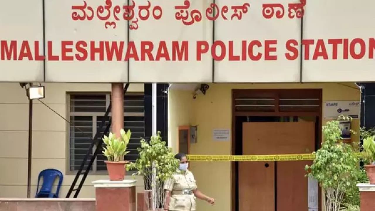 'Aunty' remark sparks outrage: Bengaluru woman accused of abusing ATM security guard; check details 'Aunty' remark sparks outrage: Bengaluru woman accused of abusing ATM security guard; check details