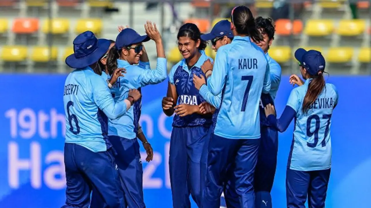 Asia Games: வரலாற்று வெற்றி பெற்ற இந்திய மகளிர் அணி – கிரிக்கெட்டிற்கு முதல் முறையாக தங்கம் கைப்பற்றி சாதனை!