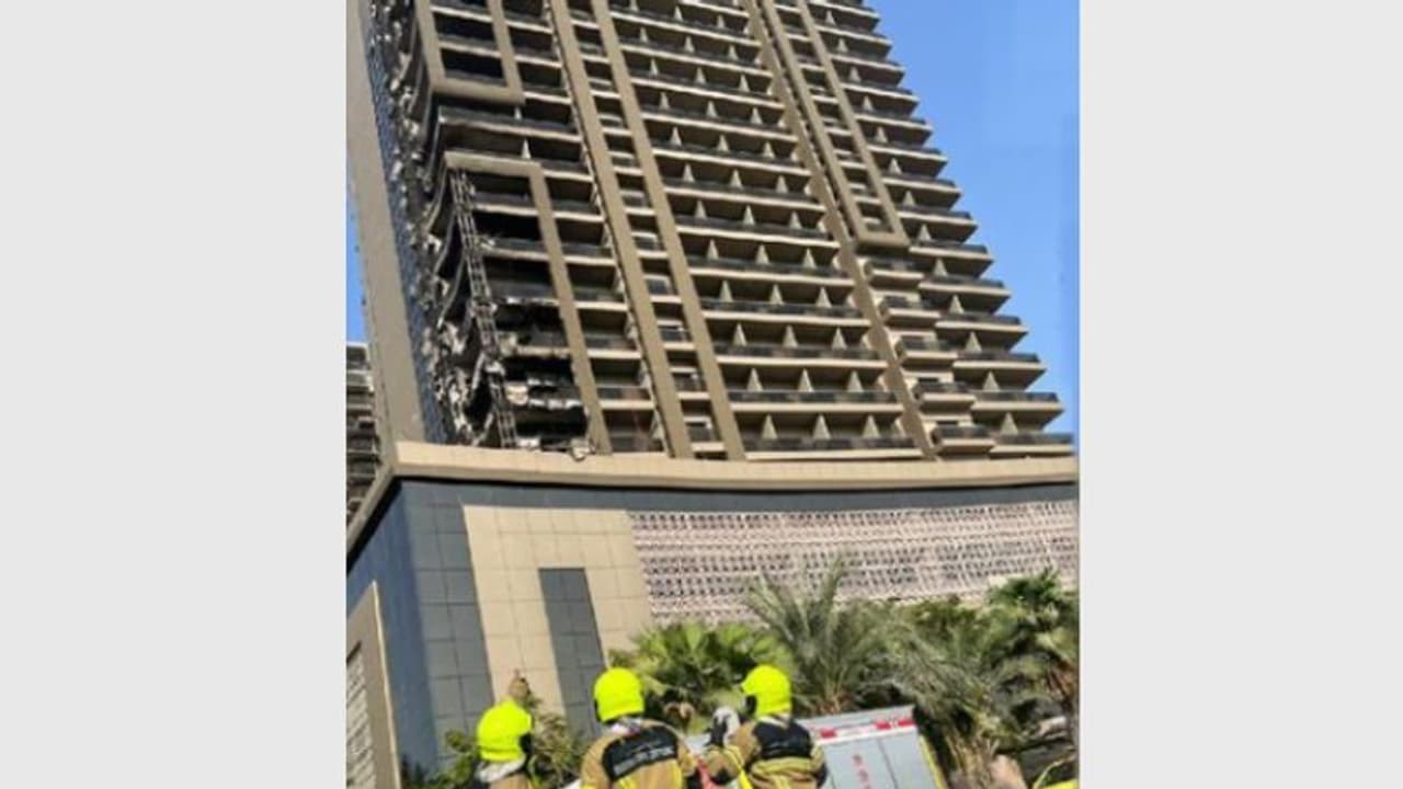 യുഎഇയില്‍ ബഹുനില റെസിഡന്‍ഷ്യല്‍ കെട്ടിടത്തില്‍ തീപിടിത്തം