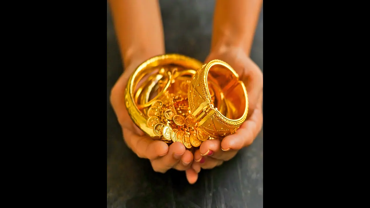 Kerala gold rate today: Prices dip by Rs 160; Check details