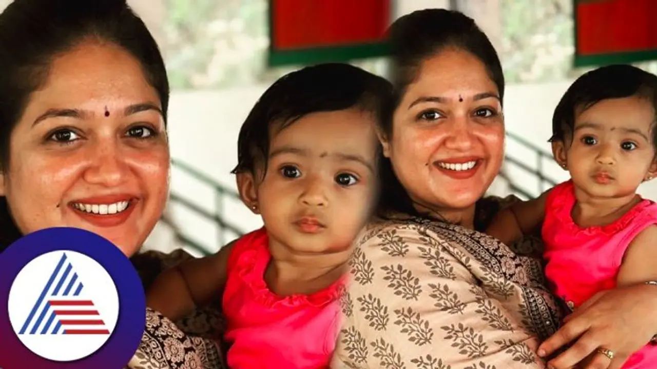 ಮಗಳ ಜೊತೆ ಮೇಘನಾ ರಾಜ್ ಫೋಟೋ ವೈರಲ್; ಕಣ್ಮಣಿ ಎಂದು ಕರೆಯಲು ಕಾರಣವೇನು? ಮಗಳ ಜೊತೆ ಮೇಘನಾ ರಾಜ್ ಫೋಟೋ ವೈರಲ್; ಕಣ್ಮಣಿ ಎಂದು ಕರೆಯಲು ಕಾರಣವೇನು?