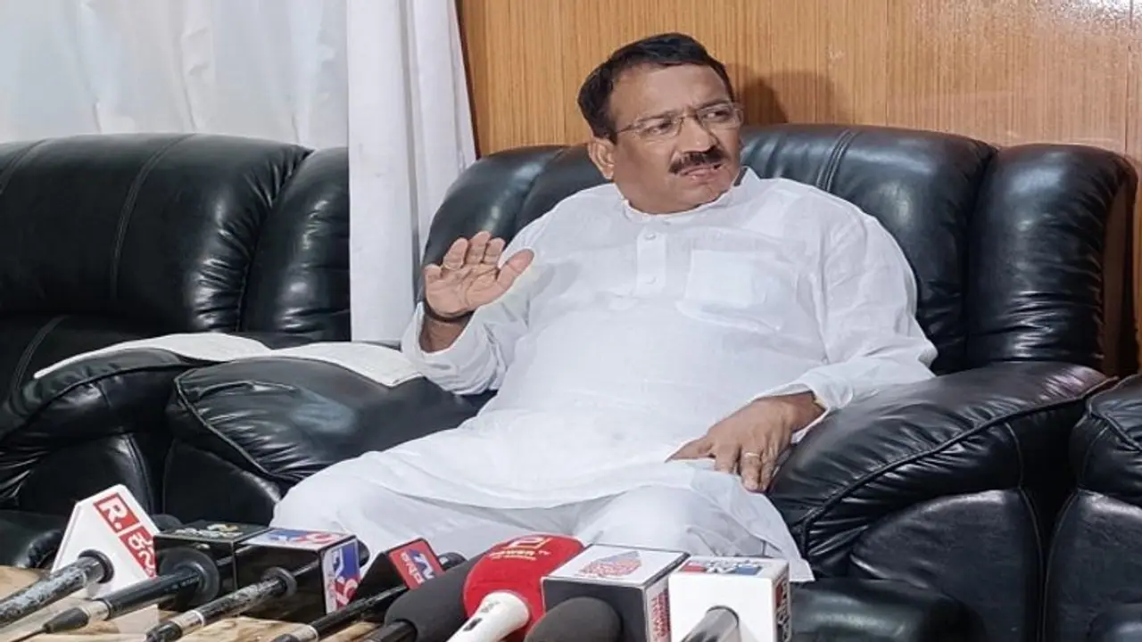 ಸಿದ್ದು ನಾನೇ ಸಿಎಂ ಎಂದು ಹೇಳಿರುವುದು ಸತ್ಯ: ಸಚಿವ ಆರ್.ಬಿ.ತಿಮ್ಮಾಪೂರ ಸಿದ್ದು ನಾನೇ ಸಿಎಂ ಎಂದು ಹೇಳಿರುವುದು ಸತ್ಯ: ಸಚಿವ ಆರ್.ಬಿ.ತಿಮ್ಮಾಪೂರ