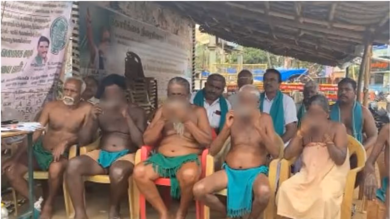 കാവേരി നദീജല തര്‍ക്കം; ചത്ത എലിയെ കടിച്ചുപിടിച്ച് കര്‍ഷകര്‍, തമിഴ്നാട്ടിലും വ്യാപക പ്രതിഷേധം