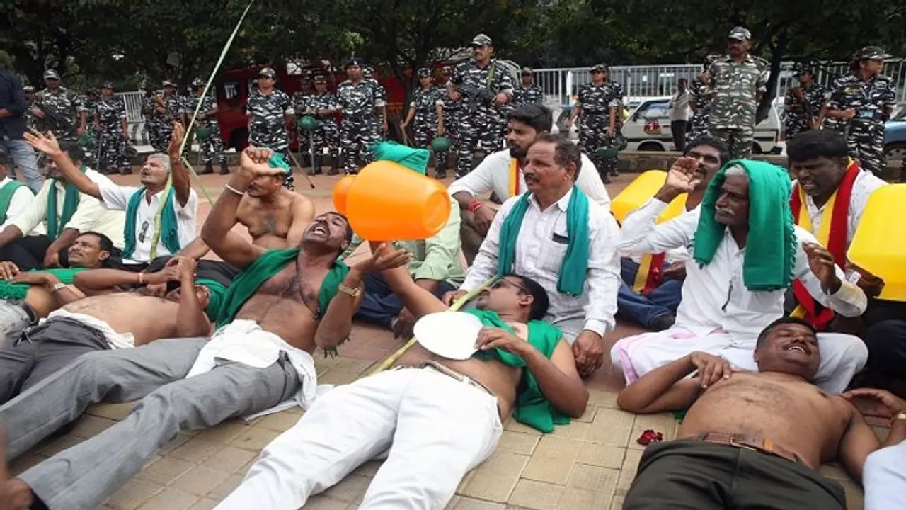 ತಮಿಳುನಾಡಿಗೆ ಕಾವೇರಿ ನೀರು ಬಿಡುವ ಸ್ಥಿತಿಯಲಿಲ್ಲ: CWRC ಮುಂದೆ ಕರ್ನಾಟಕ ವಾದ ತಮಿಳುನಾಡಿಗೆ ಕಾವೇರಿ ನೀರು ಬಿಡುವ ಸ್ಥಿತಿಯಲಿಲ್ಲ: CWRC ಮುಂದೆ ಕರ್ನಾಟಕ ವಾದ