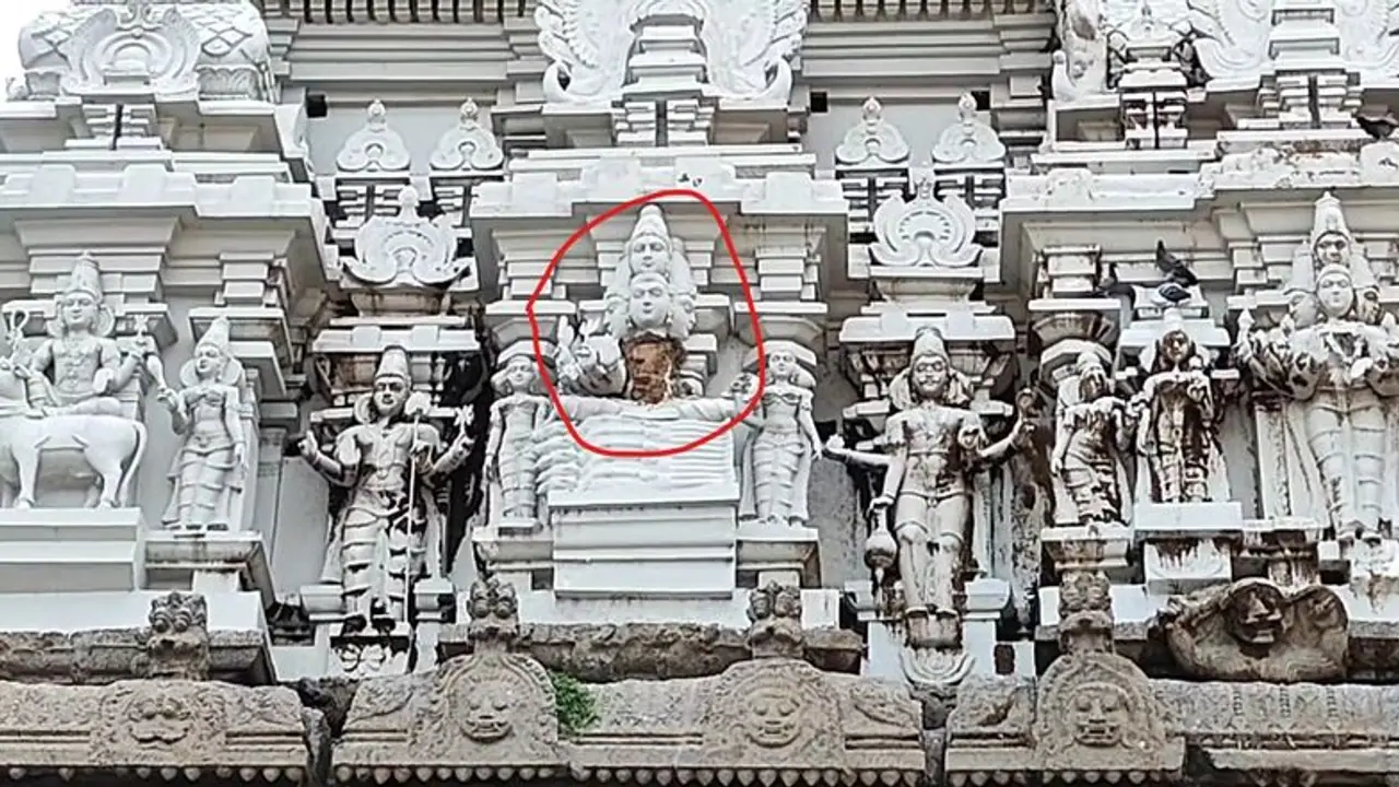 3 நாள் தொடர்மழை; அண்ணாமலையார் கோவில் கோபுர சிலை உடைந்து கீழே விழுந்ததால் பரபரப்பு 3 நாள் தொடர்மழை; அண்ணாமலையார் கோவில் கோபுர சிலை உடைந்து கீழே விழுந்ததால் பரபரப்பு