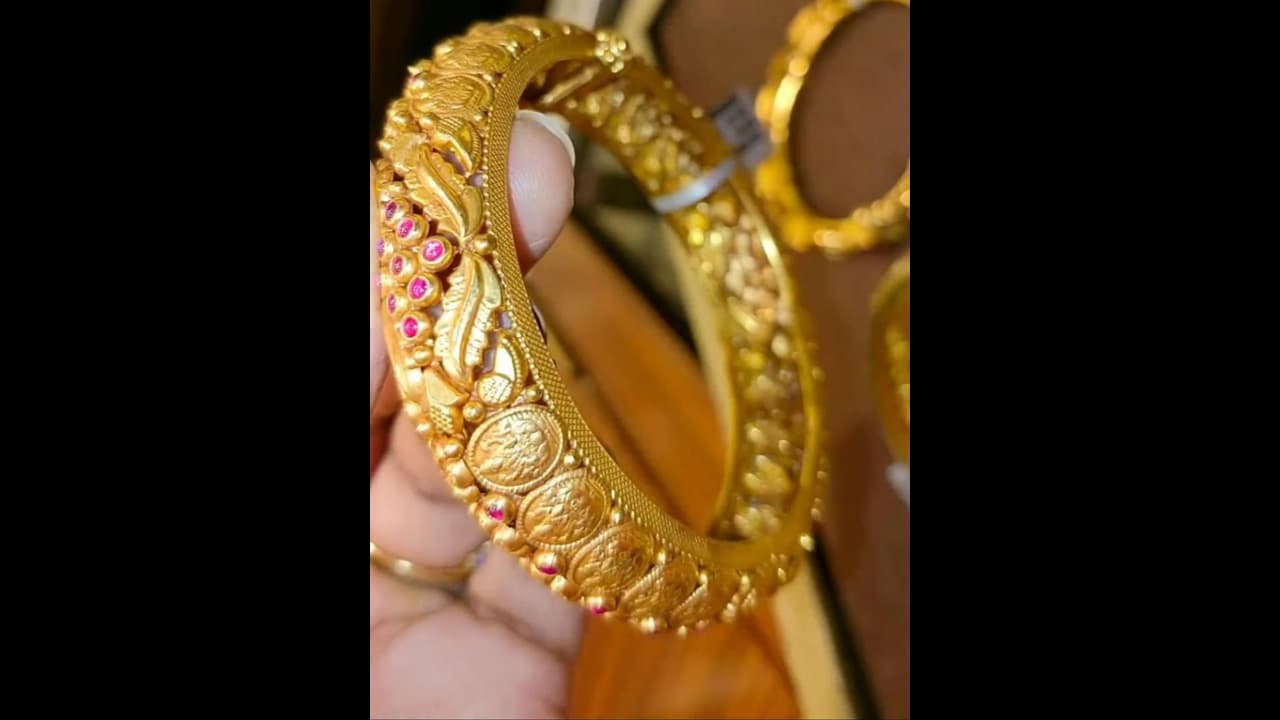 Gold Silver Price Today: ಆಭರಣ ಕೊಳ್ಳೋರಿಗೆ ಇದೇ ಬೆಸ್ಟ್‌ ಟೈಂ: ಬಂಗಾರದ ದರದಲ್ಲಿ ಮತ್ತಷ್ಟು ಇಳಿಕೆ 