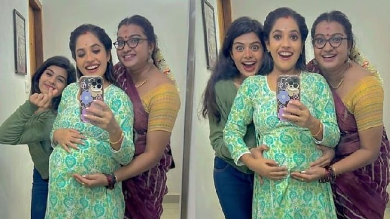 നിറവയറുമായി അമൃത നായര്, ഫണ് വീഡിയോ ചര്ച്ചയാകുന്നു നിറവയറുമായി അമൃത നായര്, ഫണ് വീഡിയോ ചര്ച്ചയാകുന്നു