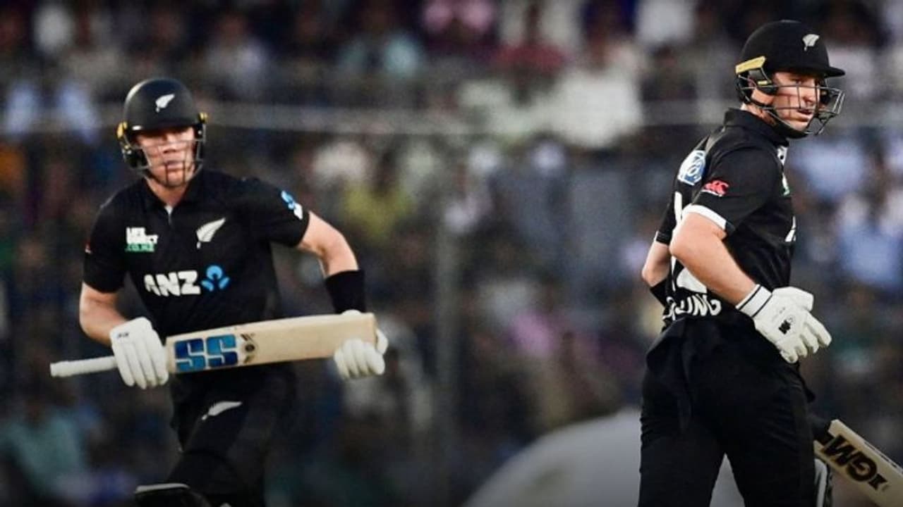 ബംഗ്ലാദേശ് മര്‍ദ്ദനം! ശേഷം ഇന്ത്യയില്‍ കാണാം; ഏകദിന പരമ്പര സ്വന്തമാക്കി ന്യൂസിലന്‍ഡ് ലോകകപ്പിന്