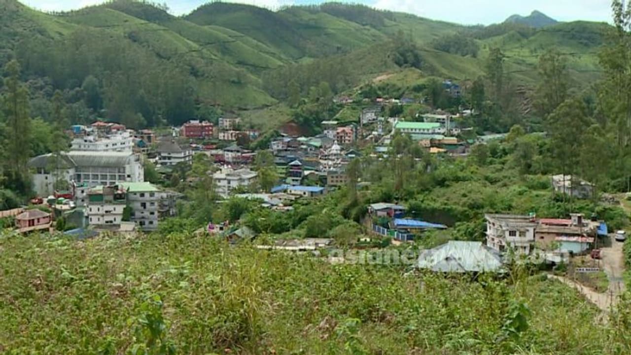 കയ്യേറ്റങ്ങൾ ഒഴിപ്പിക്കാൻ മൂന്നാറിലേക്ക് ദൗത്യസംഘം; 2 ദിവസത്തിനകം പ്രഖ്യാപനമെന്ന് സർക്കാർ കയ്യേറ്റങ്ങൾ ഒഴിപ്പിക്കാൻ മൂന്നാറിലേക്ക് ദൗത്യസംഘം; 2 ദിവസത്തിനകം പ്രഖ്യാപനമെന്ന് സർക്കാർ