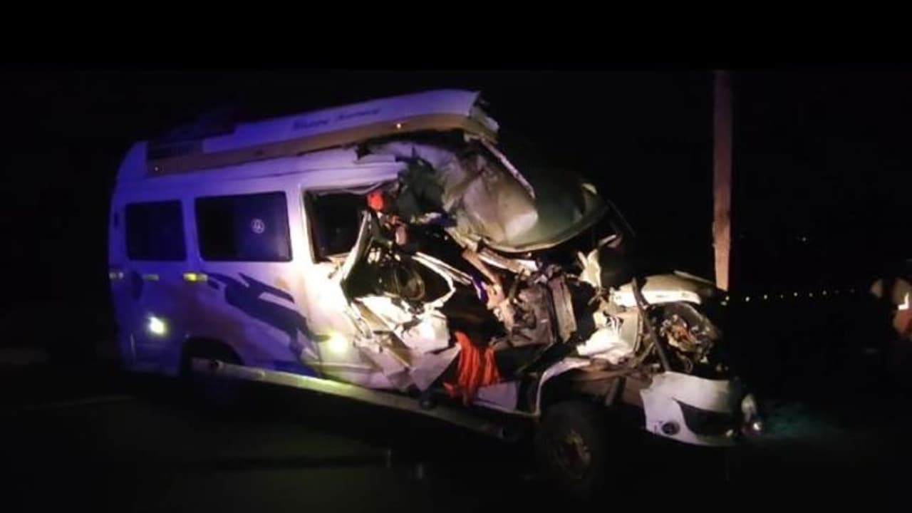 పూరీ జగన్నాథుడిని దర్శించుకుని వస్తుండగాా ఘోరం... ఏపీలో తెలంగాణ భక్తులకు గాయాలు (వీడియో) పూరీ జగన్నాథుడిని దర్శించుకుని వస్తుండగాా ఘోరం... ఏపీలో తెలంగాణ భక్తులకు గాయాలు (వీడియో)