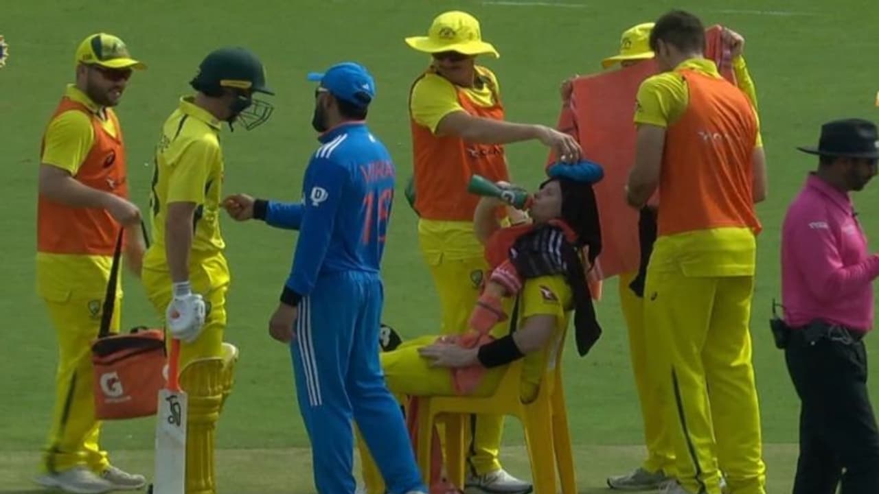 IND vs AUS 3rd ODI: வாட்டி வதைத்த வெயில், மைதானத்திலேயே சேரில் ரெஸ்ட் எடுத்த ஸ்டீவ் ஸ்மித்!