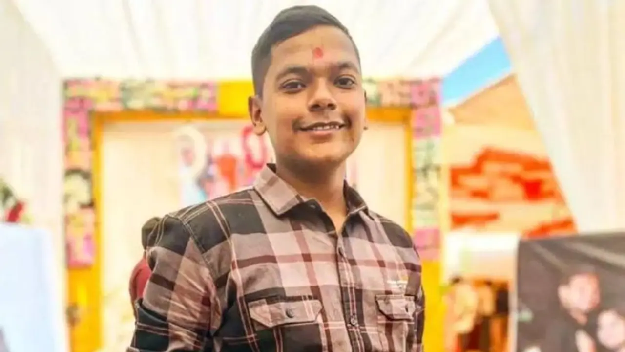 திடீர் மாரடைப்பு.. நடனமாடிக் கொண்டிருந்த 19 வயது சிறுவன் பலி அதிர வைக்கும் மரணங்கள் !! திடீர் மாரடைப்பு.. நடனமாடிக் கொண்டிருந்த 19 வயது சிறுவன் பலி அதிர வைக்கும் மரணங்கள் !!