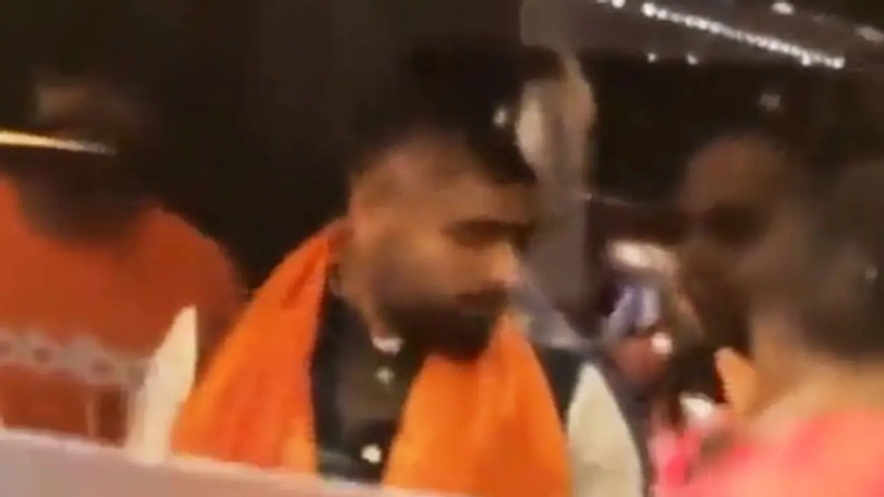ODI World Cup 2023: Pakistan's Babar Azam greeted with saffron stole upon arrival in India; WATCH viral video