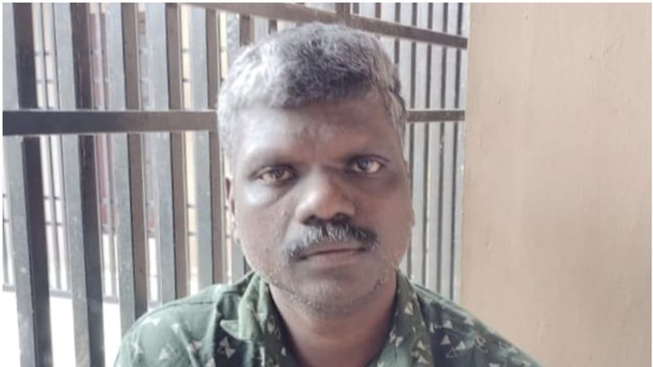 'കഞ്ഞി വച്ച് നല്കിയില്ല, ഭാര്യയെ നെഞ്ചില് ചവിട്ടി കൊന്നു'; സീത വധക്കേസില് ഭര്ത്താവിന് ജീവപര്യന്തം 'കഞ്ഞി വച്ച് നല്കിയില്ല, ഭാര്യയെ നെഞ്ചില് ചവിട്ടി കൊന്നു'; സീത വധക്കേസില് ഭര്ത്താവിന് ജീവപര്യന്തം