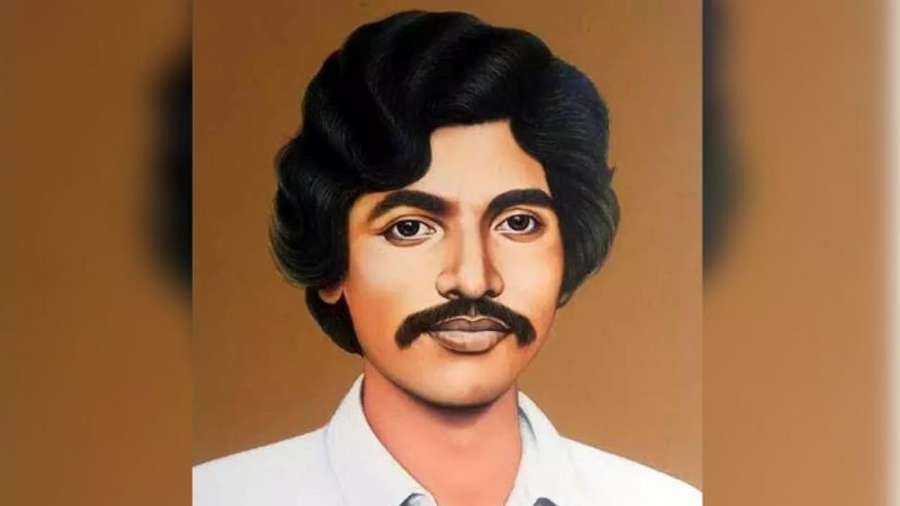 అలిశెట్టి కుటుంబానికి అండగా ప్రభుత్వం.. డబుల్ బెడ్రూం ఇల్లు కేటాయించాలని మంత్రి కేటీఆర్ ఆదేశం అలిశెట్టి కుటుంబానికి అండగా ప్రభుత్వం.. డబుల్ బెడ్రూం ఇల్లు కేటాయించాలని మంత్రి కేటీఆర్ ఆదేశం