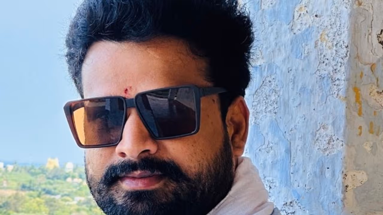  Ritesh Pandey profile: पिता चाहते थे डॉक्टर बने बेटा लेकिन रितेश पांडे ने गायन को चुना... जानें रोचक बातें