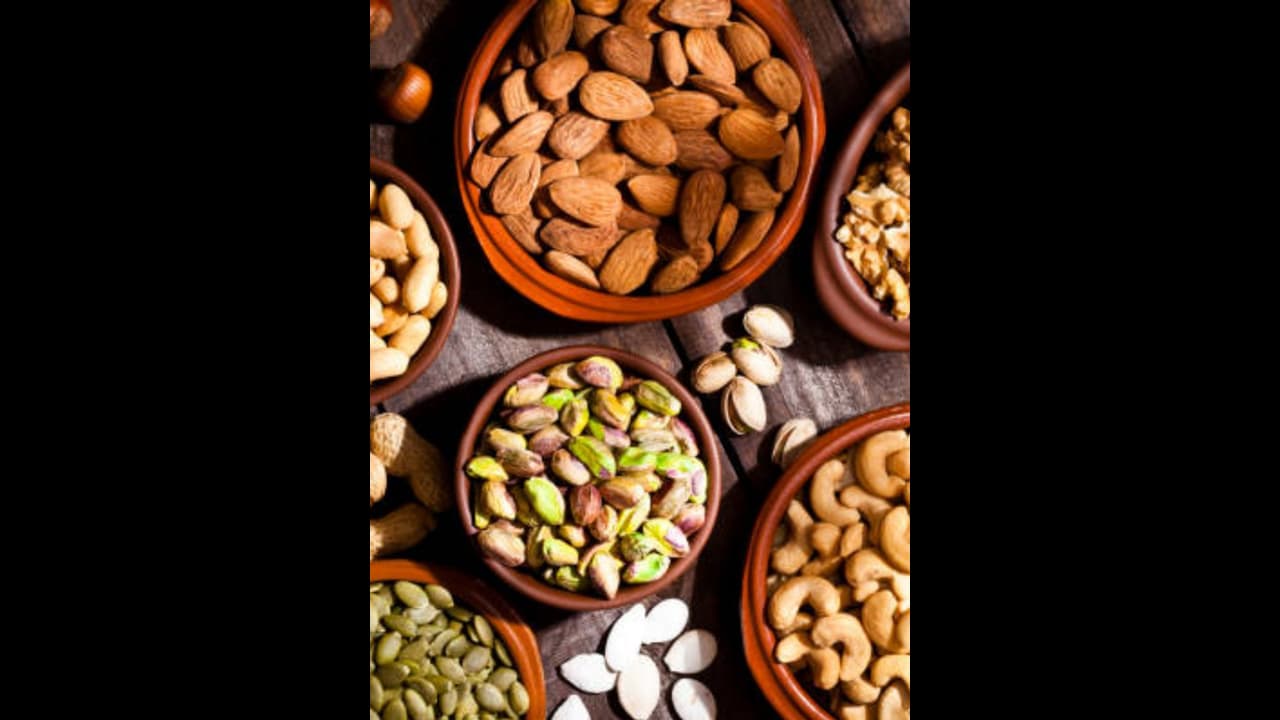 ദിവസവും ഒരു പിടി നട്സ് കഴിക്കുന്നത് ശീലമാക്കൂ, ​​ഗുണങ്ങൾ പലതാണ് 