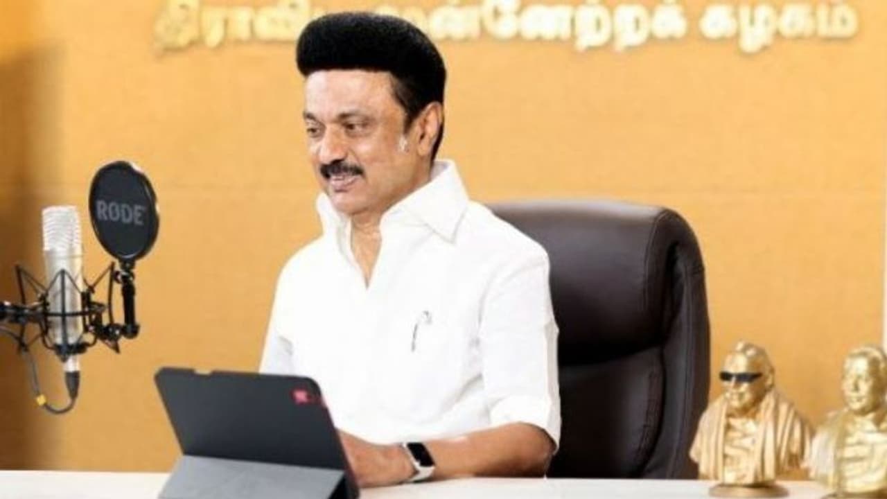 திமுக நிர்வாகிகளுக்கு தீபாவளி போனஸ்? உடன்பிறப்புகள் செம ஹேப்பி! திமுக நிர்வாகிகளுக்கு தீபாவளி போனஸ்? உடன்பிறப்புகள் செம ஹேப்பி!