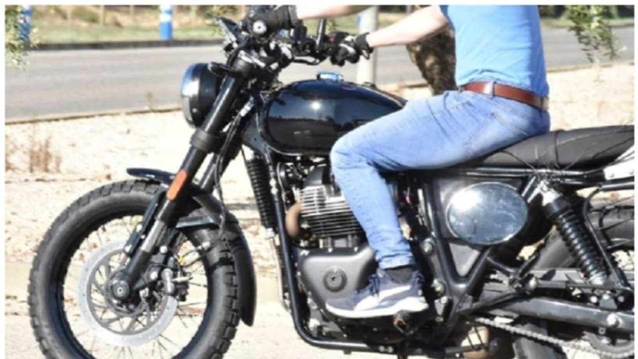 ഇടിമുഴക്കം വീണ്ടും, പരീക്ഷണത്തിനിടെ ക്യാമറയില്‍ കുടുങ്ങി ആ കിടിലൻ ബുള്ളറ്റ്