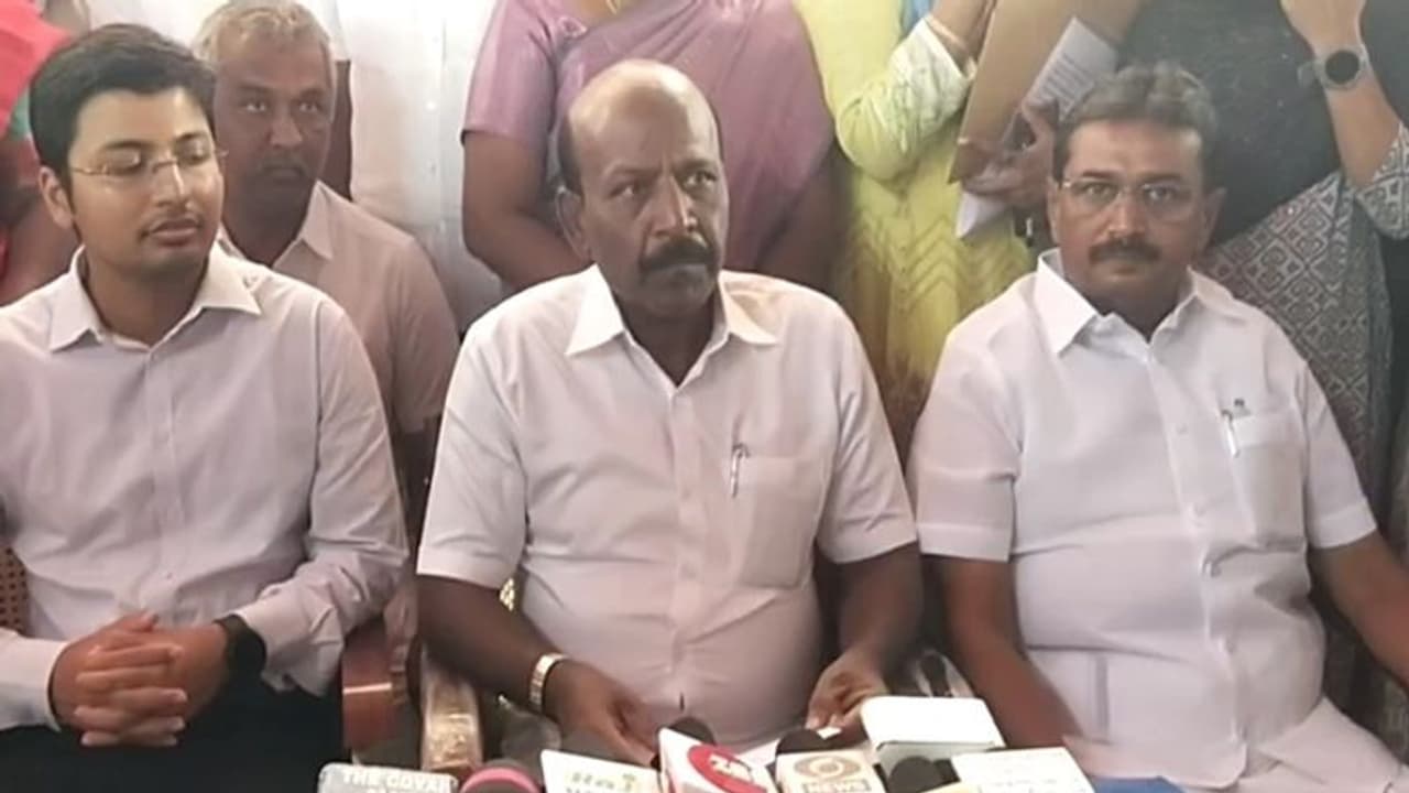 Yellow Fever: அரசு மரு்ததுவமனையில் போடப்படும் தடுப்பூசி மட்டுமே விமான நிலையத்தில் ஏற்கப்படும் அமைச்சர் தகவல்