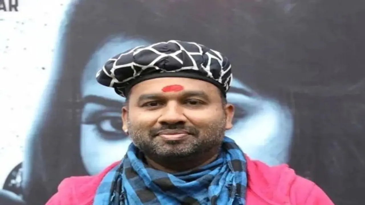 பிக் பாஸ் ஜாக்கிரதையா இருங்க கன்டென்ட் கொடுக்கவே "அவதாரம்" எடுத்தவர் பராக் யார் இந்த கூல் சுரேஷ்?