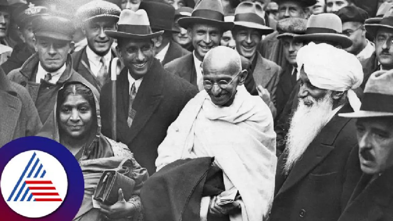 ಎಂಬಿಬಿಎಸ್ ಓದಿಲ್ಲದ ಬಾಪೂಜಿ ಸಮಾಜಕ್ಕೆ ಡಾಕ್ಟರ್, ಮನೋವಿಜ್ಞಾನಿ! ಎಂಬಿಬಿಎಸ್ ಓದಿಲ್ಲದ ಬಾಪೂಜಿ ಸಮಾಜಕ್ಕೆ ಡಾಕ್ಟರ್, ಮನೋವಿಜ್ಞಾನಿ!