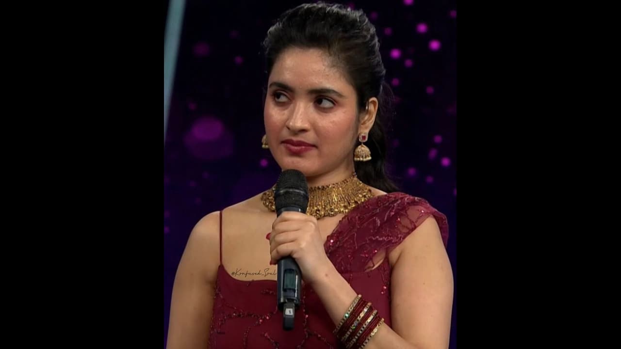 రతికా రోజ్ కి బంపర్ ఆఫర్... ఏకంగా ఆయన దర్శకత్వంలో! రతికా రోజ్ కి బంపర్ ఆఫర్... ఏకంగా ఆయన దర్శకత్వంలో!