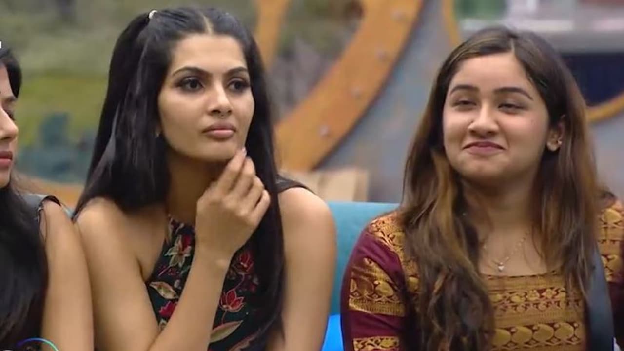 பிக்பாஸ் 7 எவிக்ஷன்.. அதிக வாக்குகள் பெற்ற ரவீனா.. டேஞ்சர் ஸோனில் இருக்கும் 2 பேர் யார் தெரியுமா? பிக்பாஸ் 7 எவிக்ஷன்.. அதிக வாக்குகள் பெற்ற ரவீனா.. டேஞ்சர் ஸோனில் இருக்கும் 2 பேர் யார் தெரியுமா?