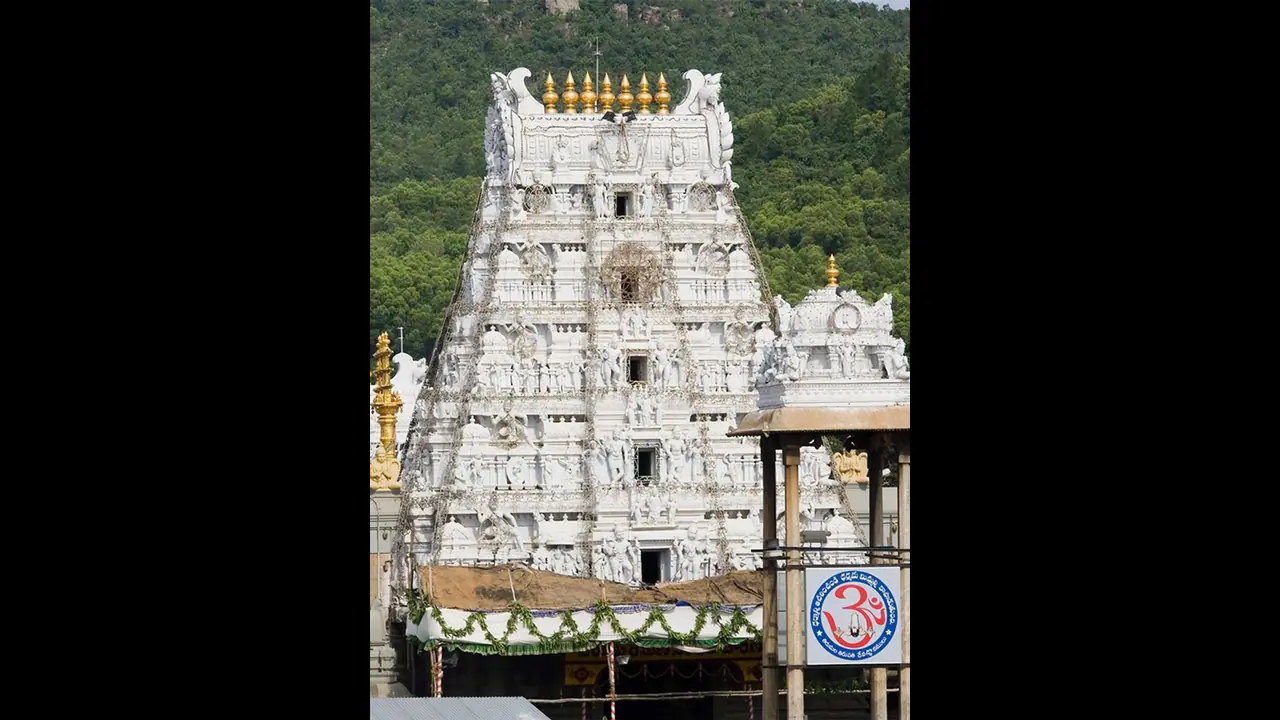 திருப்பதி கோவில் கதவுகள் 8 மணிநேரம் மூடியிருக்கும்..எப்போது தெரியுமா?