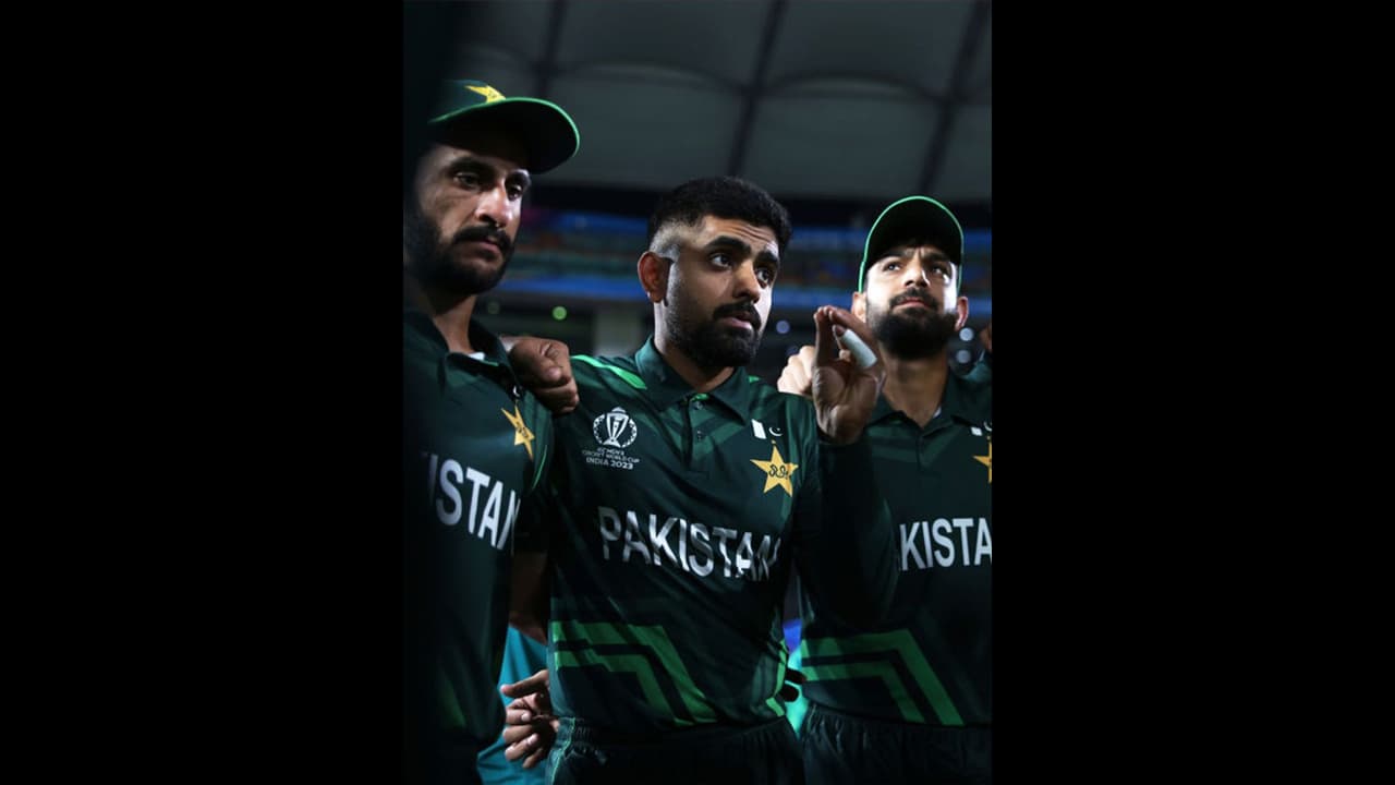 നെതര്‍ലന്‍ഡ്‌സിനെതിരെ പാകിസ്ഥാന് ടോസ് നഷ്ടം! തോറ്റ് തുടങ്ങുന്ന പതിവ് നിര്‍ത്താന്‍ ബാബറും സംഘവും